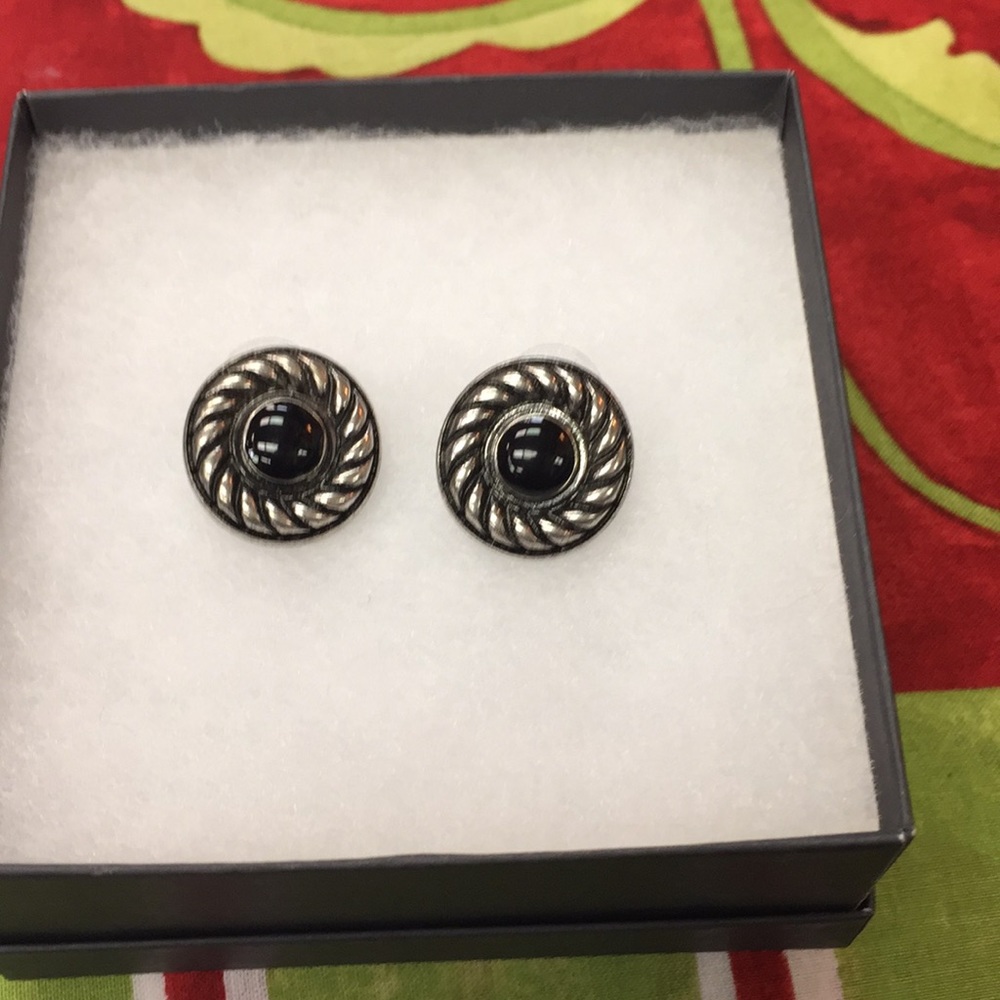 Earring